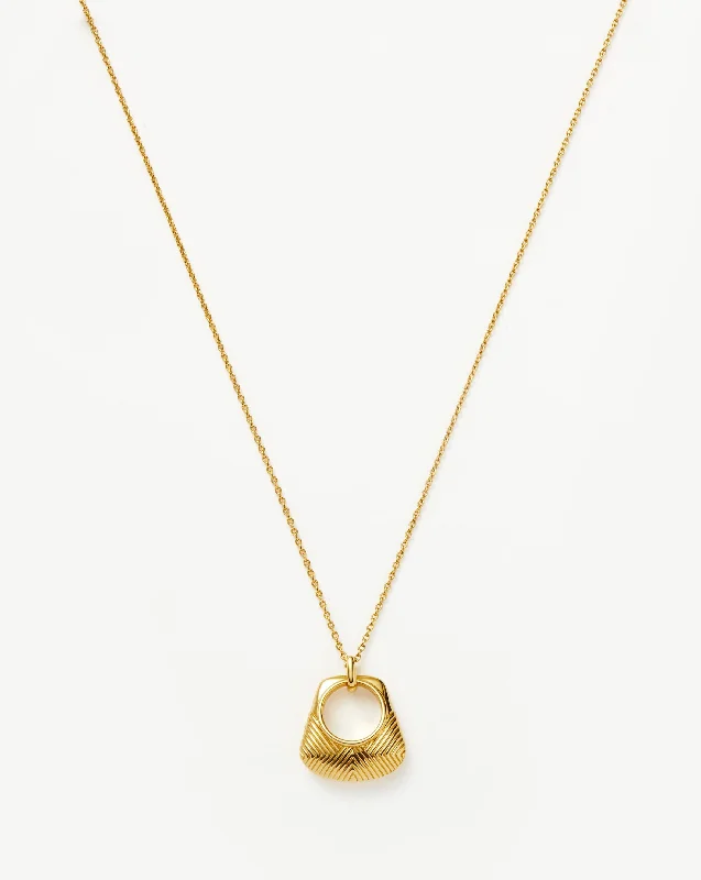 Hera Ridge Pendant Necklace | 18k Gold Plated