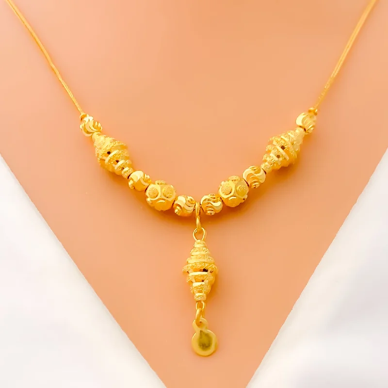 Stylish Brilliant 21k Gold Necklace